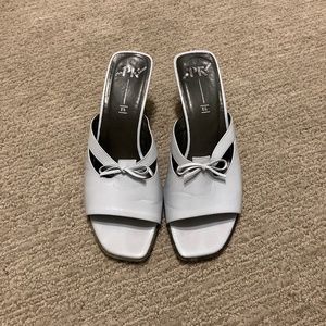 Peter Kaiser baby blue slides